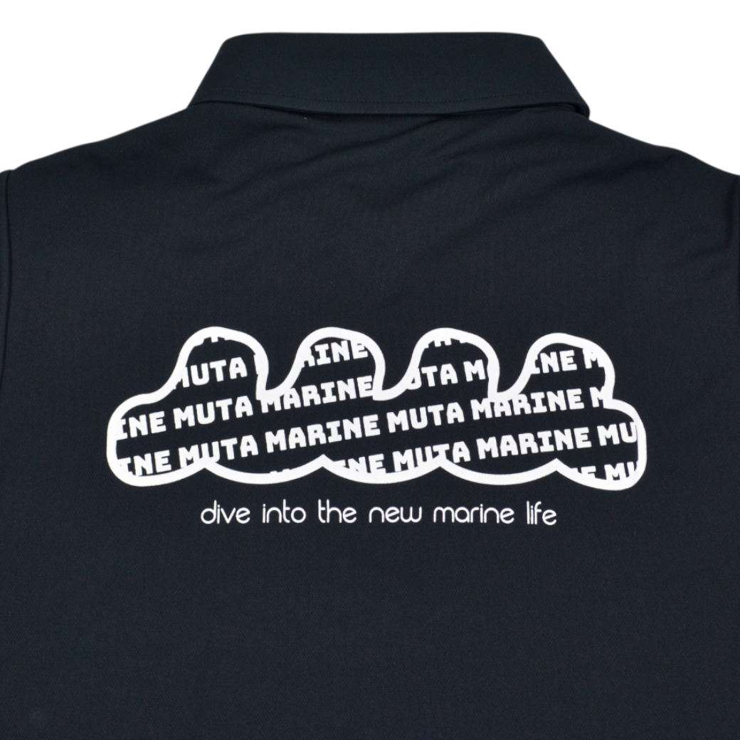【muta】LETTER WAVE ポロシャツ ブラック レディース メンズ XS S XL（MMAX-446333-BK）