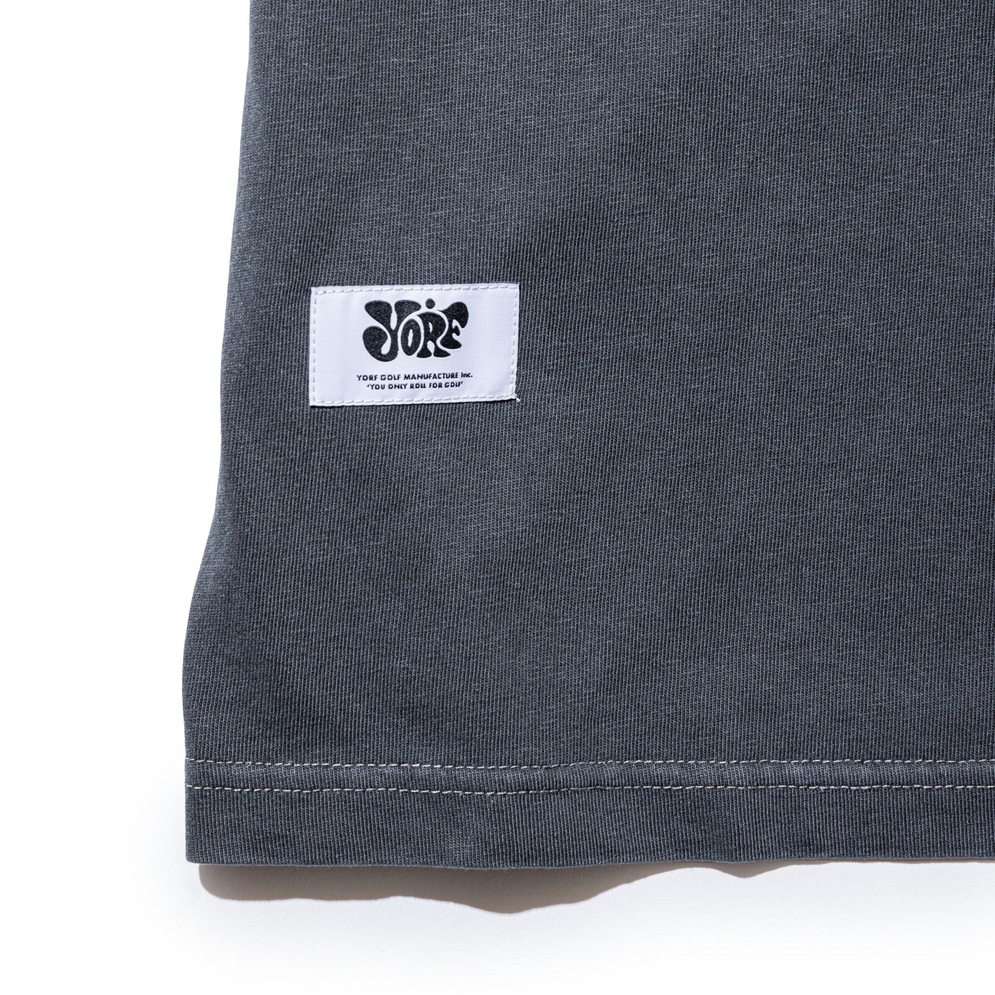 【YORF】ヴィンテージライク刺繍ロゴ Tシャツ BLACK（ZZYRF-1086110304）